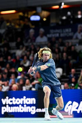 RUBLO Andrey Rublev (seeded 4) takes on THE AIR MACHETE Tomas Machac takes on during the UTS London Grand Final 2025 at the Copper Box Arena, London, United Kingdom on 5 December 2025. Copyright: xPhilxHutchinsonx 44340054