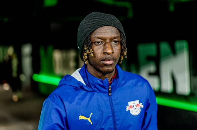 Warm up, Leipzigs Amadou Haidara Soccer 1 Bundesliga, Matchday 12 Borussia Moenchengladbach RB Leipzig 28 November 2025 Moenchengladbach, Borussia Park Borussia Moenchengladbach RB Leipzig