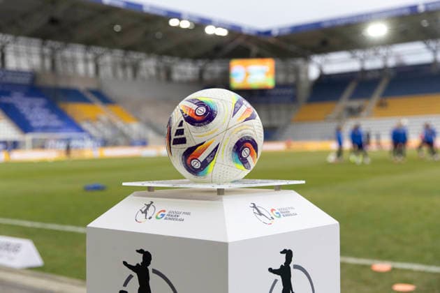 Google Pixel Womens Bundesliga FC Carl Zeiss Jena vs SV Werder Bremen Jena 06 12 2025 Matchball FC Carl Zeiss Jena vs SV Werder Bremen Google Pixel Womens Bundesliga FC Carl Zeiss Jena vs SV Werder Bremen ad hoc arena at Ernst Abbe Sportfeld 06 12 2025 DFB REGULATIONS PROHIBIT ANY USE OF PHOTOGRAPHS AS IMAGE SEQUENCES AND OR QUASI VIDEO Copyright: xBEAUTIFULxSPORTS Duehringx