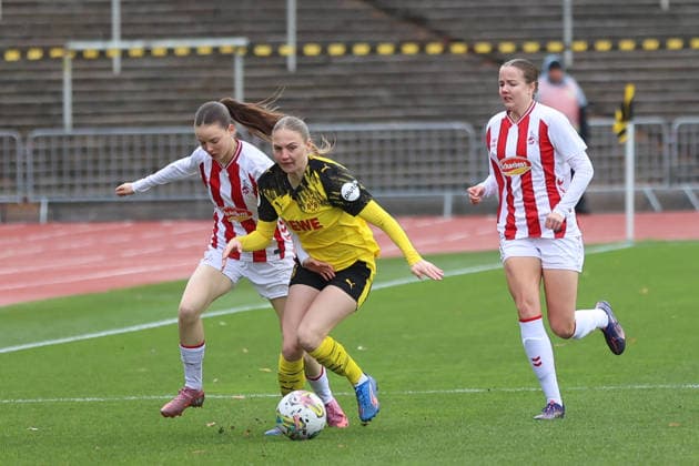 06 12 2025, Football, Women, Westfalenliga, Season 2025 2026, Borussia Dortmund vs 1 FC Koeln U21 at Stadion Rote Erde in Dortmund Germany Annika Enderle Borussia Dortmund, 19 Dortmund Stadion Rote Erde North Rhine-Westphalia Germany FZ