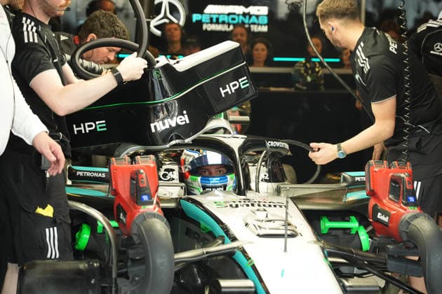 Formula 1 Etihad Airways Abu Dhabi Grand Prix 2025 06 12 2025, Yas Marina Circuit, Abu Dhabi, Formula 1 Etihad Airways Abu Dhabi Grand Prix 2025 , pictured Andrea Kimi Antonelli ITA , Mercedes AMG Petronas Formula One Team nordphotoxGmbHx xBratic nph00250