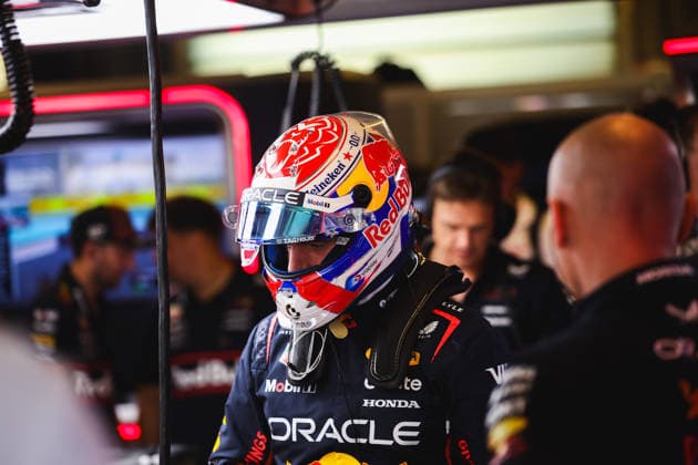 F1 - ABU DHABI GRAND PRIX 2025 VERSTAPPEN Max (ned), Red Bull Racing RB21, portrait during the 2025 Formula 1 Abu Dhabi Grand Prix, 24th round of the 2025 FIA Formula One World Championship, WM, Weltmeisterschaft from December 05 to 07, 2025 on the Yas Marina Circuit, in Abu Dhabi, United Arab Emirates - Abu DhabiUnited Arab Emirates  Copyright: xDPPIx