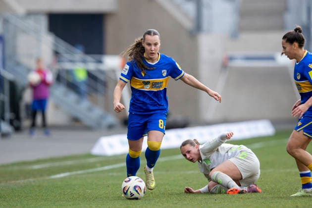 Google Pixel Womens Bundesliga FC Carl Zeiss Jena vs SV Werder Bremen Jena 06 12 2025 Felicia Sophie Sträßer 8 FC Carl Zeiss Jena Google Pixel Womens Bundesliga FC Carl Zeiss Jena vs SV Werder Bremen ad hoc arena im Ernst Abbe Sportfeld 06 12 2025 DFB REGULATIONS PROHIBIT ANY USE OF PHOTOGRAPHS AS IMAGE SEQUENCES AND OR QUASI VIDEO Copyright: xBEAUTIFULxSPORTS Duehringx