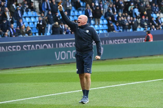 Soccer 2 Bundesliga 15 Matchday VfL Bochum DSC Arminia Bielefeld on 06 12 2025 at Vonovia Ruhrstadion in Bochum Uwe Rösler Coach Head Coach Bochum DFL regulations prohibit any use of photographs as image sequences and or quasi video xRx