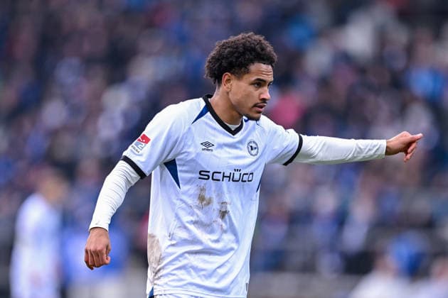 06 12 2025, Soccer, 2 Bundesliga, 15 Matchday Season 2025 2026, VfL Bochum DSC Arminia Bielefeld, Monju Momuluh DSC Arminia Bielefeld xRHR PHOTO TKx Copyright: RHR-FOTOx RHR-FOTO TK