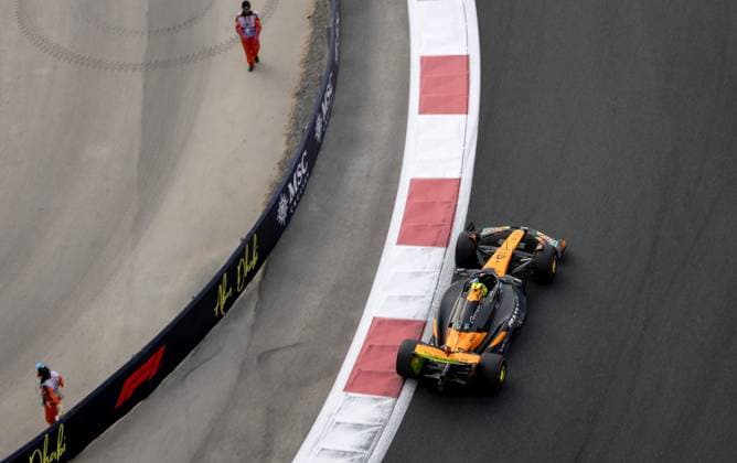 ABU DHABI - Lando Norris (McLaren) during the third free practice session at the Yas Marina Circuit in the lead-up to the Abu Dhabi Grand Prix. ANP SANDER KONING xVIxANPxSportx xxANPxIVx 544049258 originalFilename: 544049258.jpg