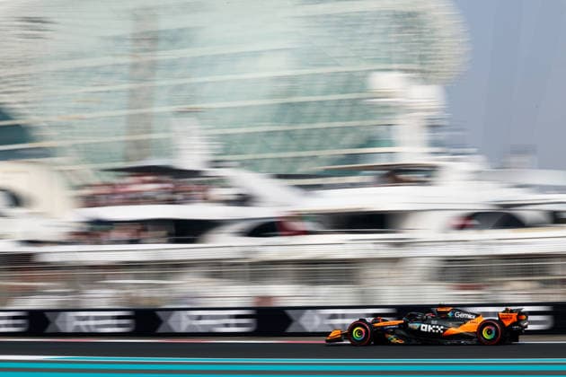 Oscar Piastri of Australia and McLaren , Qualifying, F1 Grand Prix of Abu Dhabi, on 06 December 2025 in Abu Dhabi, United Arab Emirates Photo by Diogo Cardoso DeFodi Images Oscar Piastri of Australia and McLaren , Qualifying, F1 Grand Prix of Abu Dhabi, Yas Marina Circuit on December 6, 2025 in Abu Dhabi, United Arab Emirates Photo by Diogo Cardoso DeFodi Images