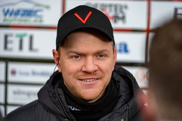 3 Soccer Bundesliga Viktoria Köln SSV Ulm 1846 Soccer, 17 Matchday, on 06 12 2025 Marian Wilhelm Coach Viktoria Köln 3 Soccer Bundesliga Viktoria Köln SSV Ulm 1846 Soccer, 17 Matchday, on 06 12 2025, Sportpark Höhenberg DFB REGULATIONS PROHIBIT ANY USE OF PHOTOGRAPHS AS IMAGE SEQUENCES AND OR QUASI VIDEO Copyright: xBEAUTIFULxSPORTS Erlhofx