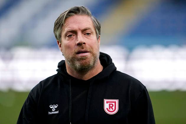 Michael Wimmer Coach, Head Coach, Regensburg , Single Image, Single Photo, Action, Action, 06 12 2025, Sinsheim Germany , Soccer, 3 Liga, TSG 1899 Hoffenheim II SSV Jahn Regensburg, DFB DFL REGULATIONS PROHIBIT ANY USE OF PHOTOGRAPHS AS IMAGE SEQUENCES AND OR QUASI VIDEO xozx