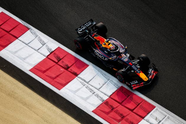 Max Verstappen of the Netherlands and Oracle Red Bull Racing , Qualifying, F1 Grand Prix of Abu Dhabi, on 06 December 2025 in Abu Dhabi, United Arab Emirates Photo by Diogo Cardoso DeFodi Images Max Verstappen of the Netherlands and Oracle Red Bull Racing , Qualifying, F1 Grand Prix of Abu Dhabi, Yas Marina Circuit on December 6, 2025 in Abu Dhabi, United Arab Emirates Photo by Diogo Cardoso DeFodi Images