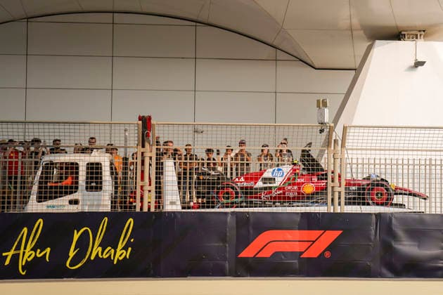 FORMULA ONE ABU DHABI GRAND PRIX 2025 Lewis Hamilton 44 (GBR) car, Scuderia Ferrari SF-25, being taken back to the garage. Practice 3, during the Formula One Etihad Airways Abu Dhabi Grand Prix 2025 at the Yas Marina Circuit, Yas Island, United Arab Emirates on 6 December 2025 Credit: Eleanor Hoad Every Second Media Editorial use only. All images are copyright Every Second Media Limited. No images may be reproduced without prior permission. Copyright: xIMAGO EveryxSecondxMediax ESM-1694-0023 EleanorxHoadx xEveryxSecondxMediax