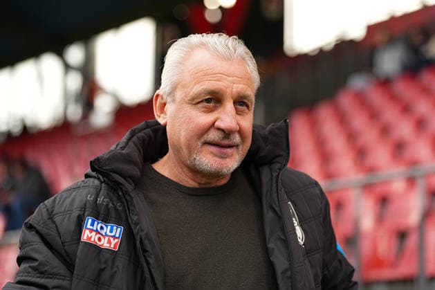 06 12 2025, xydrx, Football, 3 Liga, FC Viktoria Köln SSV Ulm 1846, Saison 2025 2026, Sportpark Höhenberg Pavel Dotchev Head Coach SSV Ulm DFB regulations prohibit any use of photographs as image sequences and or quasi video Photo xYannisxDreimannxPressefotoKochx Nordrhein Westfahlen Germany