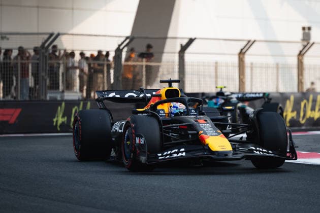 December 6, 2025, Abu Dhabi, Abu Dhabi, United Arab Emirates: 1 MAX VERSTAPPEN (NLD, Red Bull Racing F1 Team) during Free Practice FP3 on Saturday at the Formula 1 Etihad Airways Abu Dhabi Prix 2025 at the Yas Marina Circuit in Abu Dhabi, United Arab Emirates Abu Dhabi United Arab Emirates - ZUMAr193 20251206_zsp_r193_065 Copyright: xSaraxRuffonix