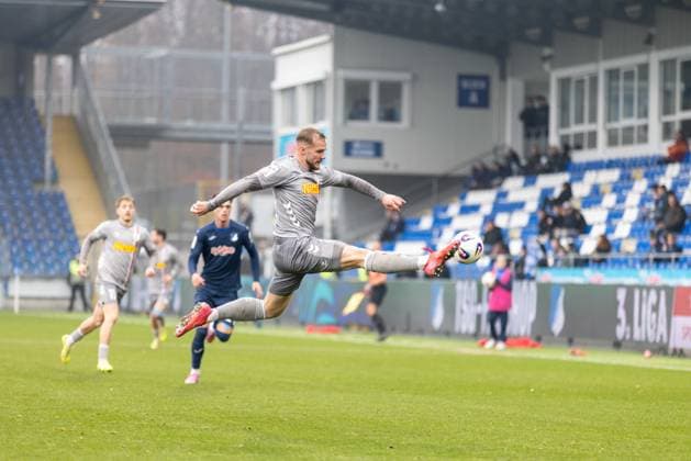 06 12 2025, Soccer, GER, Season, 3 Liga, Season 2025 2026, 17 Matchday, TSG Hoffenheim II SSV Jahn Regensburg Eric Hottmann SSV Jahn Regensburg DFL REGULATIONS PROHIBIT ANY USE OF PHOTOGRAPHS AS IMAGE SEQUENCES AND OR QUASI VIDEO