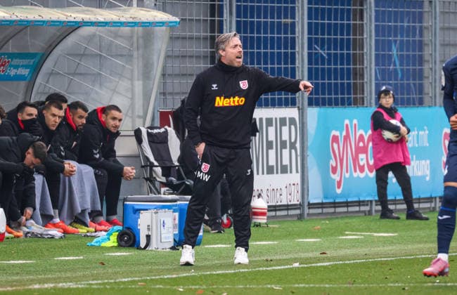 Germany 3 Liga 2025 26, 17 Matchday TSG Hoffenheim II vs SSV Jahn Regensburg, Dietmar Hopp Stadion Sinsheim Michael Wimmer Coach, SSV Jahn Regensburg Sinsheim Dietmar Hopp Stadion Baden Württemberg Germany Copyright: xBenedictxChristx
