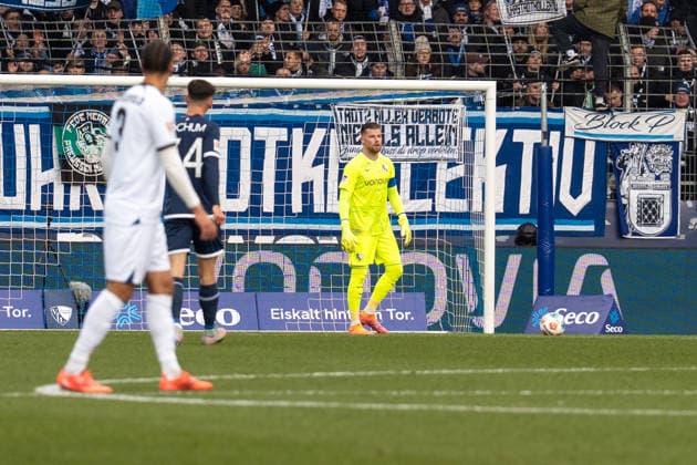 Germany, Soccer, 2 Bundesliga, Matchday 15 2025 2026 VfL Bochum Arminia Bielefeld on 06 12 in Bochum Vonovia Ruhrstadion Timo Horn VfL Bochum 1 Copyright: xSvenxHeidmannx