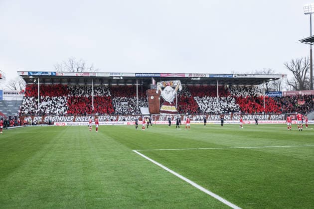 Sport, Football, 3 Liga Season 2025 2026 17 Matchday FC Energie Cottbus MSV Duisburg 06 12 2025, LEAG Energie Stadion Fans FC Energie Cottbus with a choreo before the match Cottbus LEAG Energie Stadion Brandenburg Germany