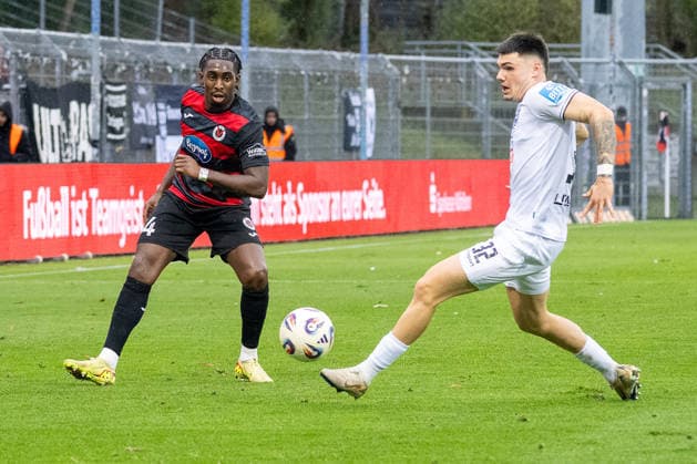 06 12 25, Soccer 3 Liga, Season 2025 2026, Matchday 17, Viktoria Koeln SSV Ulm 1846 at Sportpark Hoehenberg duel between Frank Ronstadt Viktoria Koeln, 34 and Niklas Koelle SSV Ulm 1846, 32 Important notice According to the regulations of the DFL German Football League and the DFB German Football Association, it is prohibited, to utilize or have utilized photographs taken in the stadium and or of the match in the form of sequential images and or video-like photo series Foto Kirchner Media Thomas Haesler Copyright: xKirchner-Media ThomasxHaeslerx