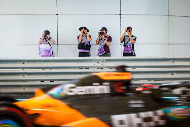 F1 - ABU DHABI GRAND PRIX 2025 Photographers Antonin Vincent and Alexis Perrin during the 2025 Formula 1 Abu Dhabi Grand Prix, 24th round of the 2025 FIA Formula One World Championship, WM, Weltmeisterschaft from December 05 to 07, 2025 on the Yas Marina Circuit, in Abu Dhabi, United Arab Emirates - Photo Florent Gooden DPPI Abu DhabiUnited Arab Emirates  Copyright: xFLORENTxGOODENx