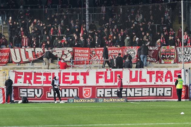 Fanblock SSV Jahn Regensburg GER, TSG 1899 Hoffenheim II vs SSV Jahn Regensburg, Football, 3 Liga, Matchday 17, Season 2025 2026, 06 12 2025 DFL DFB REGULATIONS PROHIBIT ANY USE OF PHOTOGRAPHS as IMAGE SEQUENCES and or QUASI VIDEO GER,TSG 1899 Hoffenheim II vs SSV Jahn Regensburg, Football, 3 Liga, Matchday 17, Season 2025 2026, 06 12 2025 Hoffenheim Copyright: xEibner-Pressefoto JoergxHirschx EP_JHH