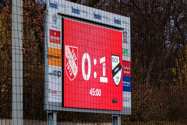 Half-time score on the scoreboard 0 1 GER, TSV Havelse 1912 vs SC Verl, Football, 3 Liga, Matchday 17, Season 2025 2026, 06 12 2025 DFL Regulations prohibit any use of photographers as image sequences and or quasi video GER, TSV Havelse 1912 vs SC Verl, Football, 3 Liga, Matchday 17, Season 2025 2026, 06 12 2025 Hannover Copyright: xEibner-Pressefoto JanxRollingerx EP_JSK
