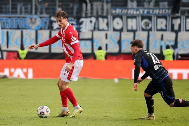 11 Moritz Hannemann Energie Cottbus, l , 19 Leon Müller Duisburg Football 3 Liga 2025 2026 FC Energie Cottbus MSV Duisburg