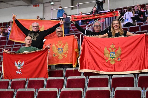 GER, Dortmund, 27th Wommens World Championship 2025, Main Round, Group II, 3 Round Round Montenegro MNE vs Serbia Serbia SRB 06 12 2025, Westfalenhalle, Dortmund, GER, Dortmund, 27th Wommens World Championship 2025, Main Round, Group II, 3 Round Round Montenegro MNE vs Serbia Serbia SRB , in the picture fans from Montenegro nordphotoxGmbHx xMeuter nph00351