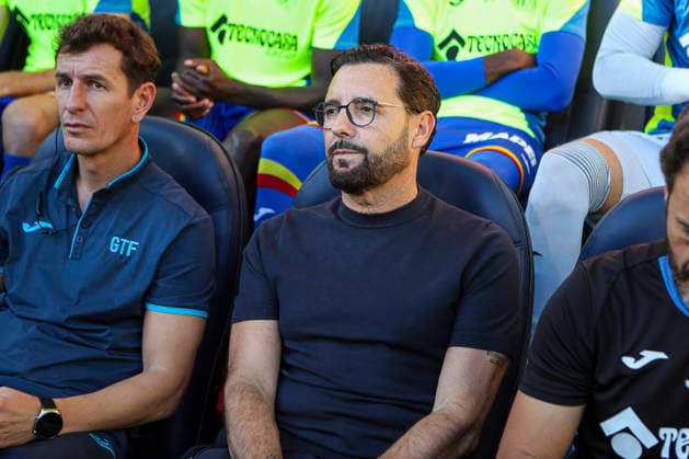 December 6, 2025, Villarreal, Castellon, SPAIN: Jose Bordalas, head coach of Getafe CF looks on during the Spanish league, LaLiga EA Sports, football match played between Villarreal CF and Getafe CF at La Ceramica stadium on December 6, 2025, in Villarreal, Spain. Villarreal SPAIN - ZUMAa181 20251206_zaa_a181_088 Copyright: xIvanxTerronx
