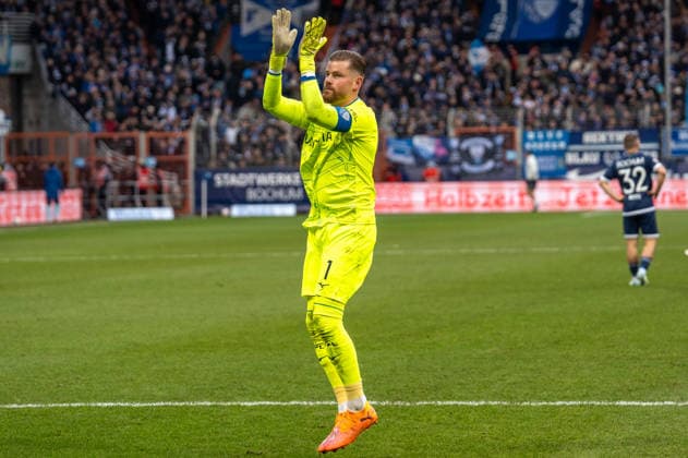 Germany, Soccer, 2 Bundesliga, Matchday 15 2025 2026 VfL Bochum Arminia Bielefeld on 06 12 in Bochum Vonovia Ruhrstadion Timo Horn VfL Bochum 1 Copyright: xSvenxHeidmannx