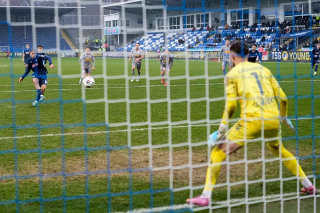 Goalscorer Luka Djuric Duric, TSG II, 10 scored from penalty kick against Felix Gebhardt goalkeeper, Regensburg, 1 the goal to 1 0, goal, goal success, highlight, action, action scene, 06 12 2025, Sinsheim Germany , Football, 3 Liga, TSG 1899 Hoffenheim II SSV Jahn Regensburg, DFB DFL REGULATIONS PROHIBIT ANY USE OF PHOTOGRAPHS AS IMAGE SEQUENCES AND OR QUASI VIDEO xozx