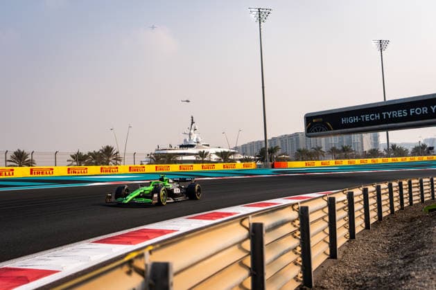 December 6, 2025, Abu Dhabi, United Arab Emirates: Stake F1 Team Kick Sauber s Brazilian driver Gabriel Bortoleto seen in action during the free practice three of the Formula 1 Abu Dhabi Grand Prix 2025 at Yas Marina Circuit. Abu Dhabi United Arab Emirates - ZUMAs197 20251206_aaa_s197_034 Copyright: xLucaxMartinix