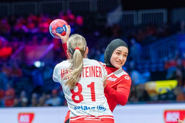 2025-12-06 Austria vs Tunisia ROTTERDAM, NETHERLANDS - DECEMBER 6: Fadwa Aouij of Tunisia during the IHF Worldchampionship 2025 match for women, between Austria and Tunisia at Ahoy on December 6, 2025 in Rotterdam, Netherlands. Rotterdam Ahoy Netherlands Content not available for redistribution in The Netherlands directly or indirectly through any third parties. Copyright: xHenkxSeppenx