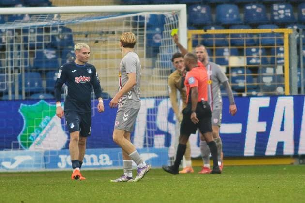 Yellow card Paul Hennrich TSG Hoffenheim II, 11 GER, TSG 1899 Hoffenheim II vs SSV Jahn Regensburg, Football, 3 Liga, Matchday 17, Season 2025 2026, 06 12 2025 DFL DFB REGULATIONS PROHIBIT ANY USE OF PHOTOGRAPHS as IMAGE SEQUENCES and or QUASI VIDEO GER,TSG 1899 Hoffenheim II vs SSV Jahn Regensburg, Football, 3 Liga, Matchday 17, Season 2025 2026, 06 12 2025 Hoffenheim Copyright: xEibner-Pressefoto JoergxHirschx EP_JHH