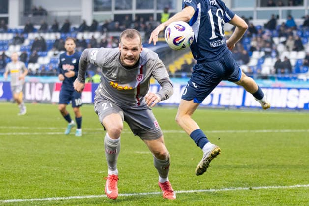06 12 2025, Soccer, GER, Season, 3 Liga, Season 2025 2026, 17 Matchday, TSG Hoffenheim II SSV Jahn Regensburg Eric Hottmann SSV Jahn Regensburg DFL REGULATIONS PROHIBIT ANY USE OF PHOTOGRAPHS AS IMAGE SEQUENCES AND OR QUASI VIDEO