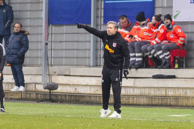 06 12 2025, Football, GER, Season, 3 Liga, Season 2025 2026, 17 Matchday, TSG Hoffenheim II SSV Jahn Regensburg Michael Wimmer Coach SSV Jahn Regensburg DFL REGULATIONS PROHIBIT ANY USE OF PHOTOGRAPHS AS IMAGE SEQUENCES AND OR QUASI VIDEO