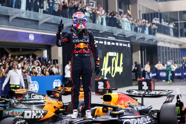Max Verstappen of the Netherlands and Oracle Red Bull Racing , Qualifying, F1 Grand Prix of Abu Dhabi, on 06 December 2025 in Abu Dhabi, United Arab Emirates Photo by Diogo Cardoso DeFodi Images Max Verstappen of the Netherlands and Oracle Red Bull Racing , Qualifying, F1 Grand Prix of Abu Dhabi, Yas Marina Circuit on December 6, 2025 in Abu Dhabi, United Arab Emirates Photo by Diogo Cardoso DeFodi Images
