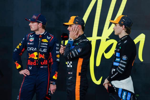 Abu Dhabi, Yas Marina F1 GP Abu Dhabi 2025, Qualifying, No 4 No 1 Max Verstappen NED , Red Bull Racing RB21, Honda, Lando Norris GBR , McLaren MCL39, Mercedes, No 81 Oscar Piastri AUS , McLaren MCL39, Mercedes Abu Dhabi Abu Dhabi
