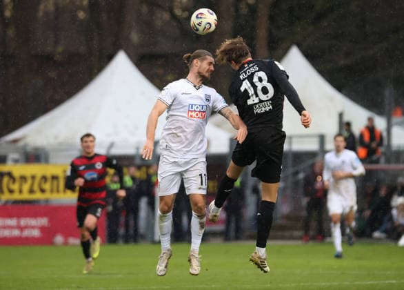 v l Dennis Chessa SSV 1846 Ulm 11 , Tim Kloss Viktoria Koeln 18 GER, Viktoria Koeln 1904 vs SSV 1846 Ulm, Football, 3 Liga, Matchday 17, Season 2025 2026, 06 12 2025 DFL DFB REGULATIONS PROHIBIT ANY USE OF PHOTOGRAPHS as IMAGE SEQUENCES and or QUASI VIDEO GER, Viktoria Koeln 1904 vs SSV 1846 Ulm, Football, 3 Liga, Matchday 17, Season 2025 2026, 06 12 2025 Koeln Copyright: xEibner-Pressefotox xThomasxStoeckerx EP_TSR