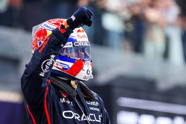 Max Verstappen of the Netherlands and Oracle Red Bull Racing , Qualifying, F1 Grand Prix of Abu Dhabi, on 06 December 2025 in Abu Dhabi, United Arab Emirates Photo by Diogo Cardoso DeFodi Images Max Verstappen of the Netherlands and Oracle Red Bull Racing , Qualifying, F1 Grand Prix of Abu Dhabi, Yas Marina Circuit on December 6, 2025 in Abu Dhabi, United Arab Emirates Photo by Diogo Cardoso DeFodi Images
