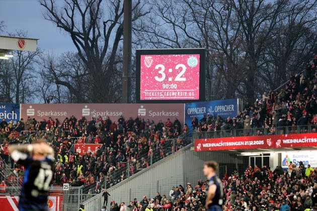 Energie Cottbus defeats MSV 3 2 Football 3 Liga 2025 2026 FC Energie Cottbus MSV Duisburg