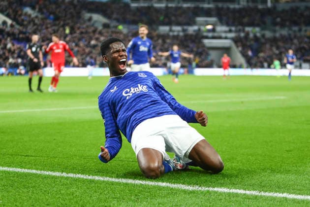 Everton v Nottingham Forest, Premier League Thierno Barry of Everton scores a GOAL 2-0 and celebrates during the Everton v Nottingham Forest Premier League match at the Hill Dickinson Stadium, Liverpool, England on 6 December 2025 Credit: Luke Williams Every Second Media Editorial use only. All images are copyright Every Second Media Limited. No images may be reproduced without prior permission. All rights reserved. Premier League and Football League images are subject to licensing agreements with Football DataCo Limited. see https: www.football-dataco.com Copyright: xIMAGO EveryxSecondxMediax ESM-1699-0052 LukexWilliamsx xEveryxSecondxMediax