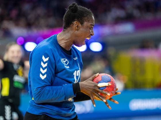 Armelle Kelly Attingre Montenegro, 12 cheers loudly after a save, Montenegro vs Serbia, handball, world championship, women, 2025 2026 season, 06 12 2025, Montenegro vs Serbia, handball, world championship, women, 2025 2026 season, 06 12 2025 Stuttgart Copyright: xEibner-Pressefoto MichaelxSchmidx EP_MST
