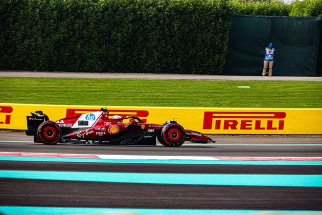 MOTORI - Formula 1 - Etihad Airways Abu Dhabi Grand Prix 2025 - Qualifying session Lewis Hamilton (GBR) - Scuderia Ferrari - Ferrari SF-25 - Ferrari during the Free Practice 3 on Saturday of the Formula 1 Etihad Airways Abu Dhabi Grand Prix 2025 atYas Marina Circuit in Abu Dhabi, United Arab Emirates, ahead of Round 24 of 24, Season Finale and driver championship decider of the 2025 FIA Formula One World Championship, WM, Weltmeisterschaft (December 4-7, 2025). Abu Dhabi United Arab Emirates  Copyright: xIPAxSport ABACAx