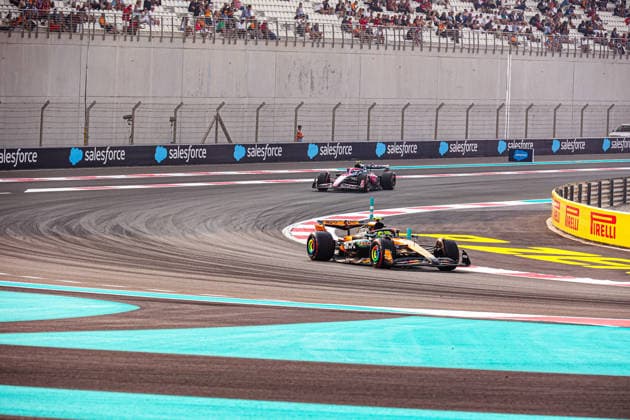 MOTORI - Formula 1 - Etihad Airways Abu Dhabi Grand Prix 2025 - Qualifying session Lando Norris (GBR) - McLaren Formula 1 Team - McLaren MCL39 - Mercedes during the Free Practice 3 on Saturday of the Formula 1 Etihad Airways Abu Dhabi Grand Prix 2025 atYas Marina Circuit in Abu Dhabi, United Arab Emirates, ahead of Round 24 of 24, Season Finale and driver championship decider of the 2025 FIA Formula One World Championship, WM, Weltmeisterschaft (December 4-7, 2025). Abu Dhabi United Arab Emirates  Copyright: xIPAxSport ABACAx
