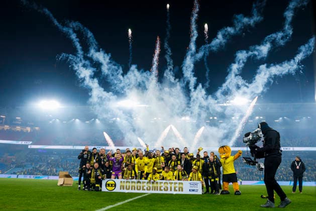 NM Football, Men s Cup Final 2025: Lillestrom - Sarpsborg 08 Oslo 20251206. Lillestrom celebrates during the cup final in NM football between Sarpsborg 08 and Lillestrom at Ulleval Stadium. Photo: Jonas Been Henriksen NTB Oslo Norway EDITORIAL USE ONLY. RESTRICTED USE FOR BETTING COMPANIES Ref:_SPOcoYPDS9BYO0.jpg *** NM Football, Men s Cup Final 2025 Lillestrom Sarpsborg 08 Oslo 20251206 Lillestrom celebrates during the cup final in NM football between Sarpsborg 08 and Lillestrom at Ulleval Stadium Photo Jonas Been Henriksen NTB Oslo Norway EDITORIAL USE ONLY RESTRICTED USE FOR BETTING COMPANIES  Copyright: xJonasxBeenxHenriksenx xNTBx