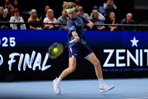 6th December 2025; Copper Box Arena, London, England; Victorian Plumbing UTS London Grand Final Tennis, Day Two; Andrey Rublev plays a forehand shot against Alex de Minaur  HongboxChen