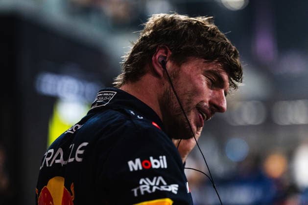 December 6, 2025, Abu Dhabi, Abu Dhabi, United Arab Emirates: 1 MAX VERSTAPPEN (NLD, Red Bull Racing F1 Team) in parc fermo after the qualifying session at the Formula 1 Etihad Airways Abu Dhabi Prix 2025 at the Yas Marina Circuit in Abu Dhabi, United Arab Emirates Abu Dhabi United Arab Emirates - ZUMAr193 20251206_zsp_r193_124 Copyright: xSaraxRuffonix