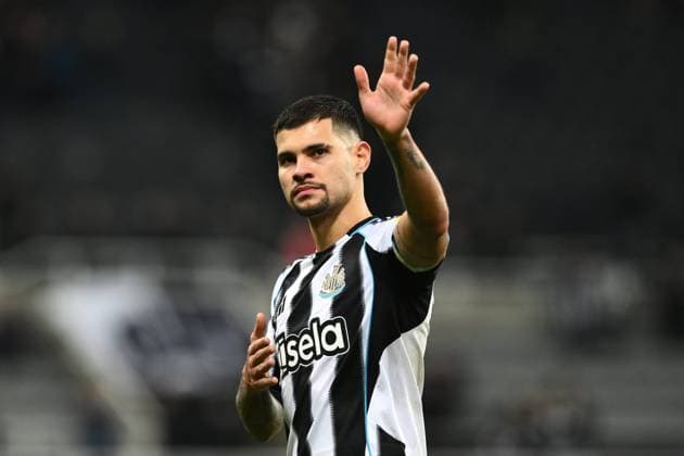 Bruno Guimaraes of Newcastle United Newcastle United v Burnley, Premier League, Football, St James Park, Newcastle, UK - 06 Dec 2025Newcastle St James Park United Kingdom EDITORIAL USE ONLY No use with unauthorised audio, video, data, fixture lists, club league logos or live services. Online in-match use limited to 120 images, no video emulation. No use in betting, games or single club league player publications. Copyright: xRichardxLee Shutterstockx 16009236by