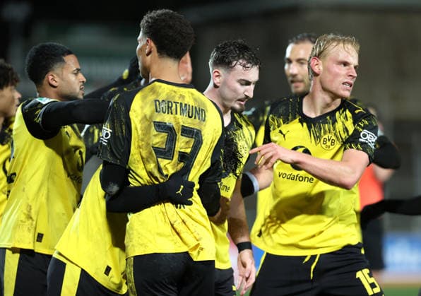Saturday 06 12 2025, Season 2025 26, Regionalliga West, Matchday 18 at Stadion Rote Erde Dortmund, BVB Borussia Dortmund II SC Paderborn U23, Dortmund goal celebration to 1 0 Almugera Raouf Mohammed Kabar BVB II , Babis Charalampos Drakas BVB II , Jordi Leander Paulina BVB II , Tony Reitz BVB II , Michael Eberwein BVB II and Ben Vincent Hüning BVB II , f l