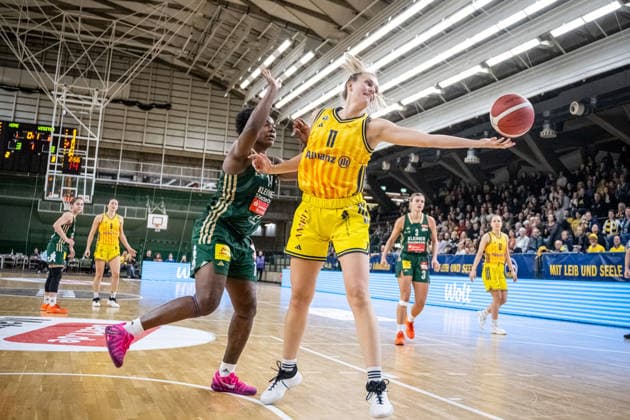 Basketball Berlin 06 12 2025 Season 2025 2026 DBBL 1 Bundesliga Alba Berlin Rutronik Stars Keltern Nina Rosemeyer Alba, No 11